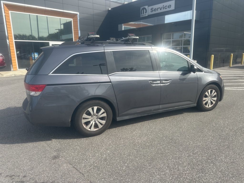 2016 Honda Odyssey EX photo 13