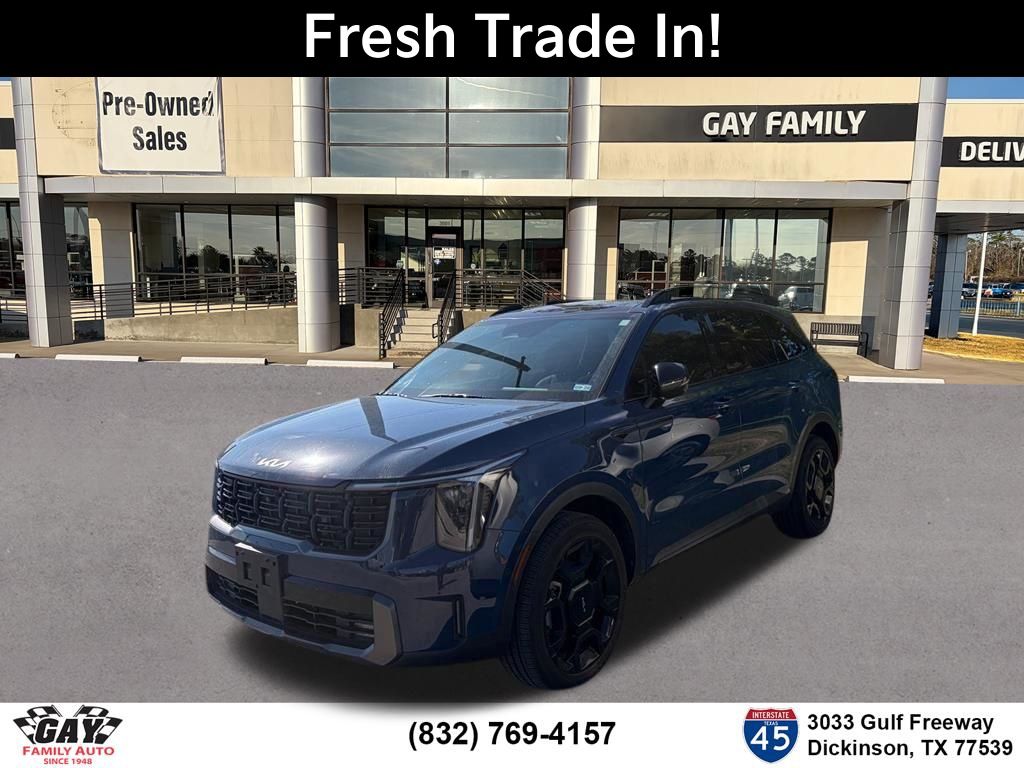 View vehicle photo 3