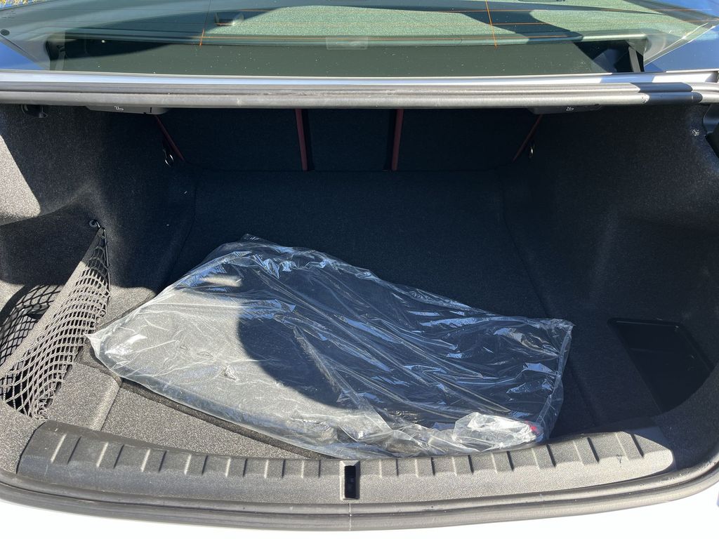 Thumbnail: 2023 BMW 3 Series - 25