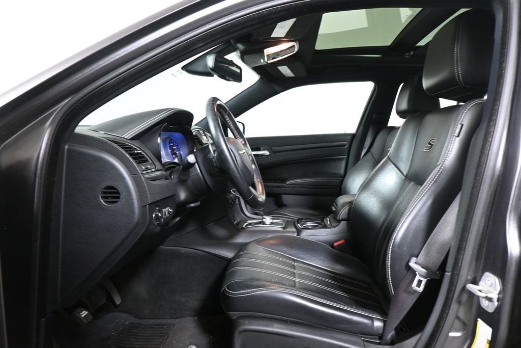 Thumbnail: 2015 Chrysler 300 - 3