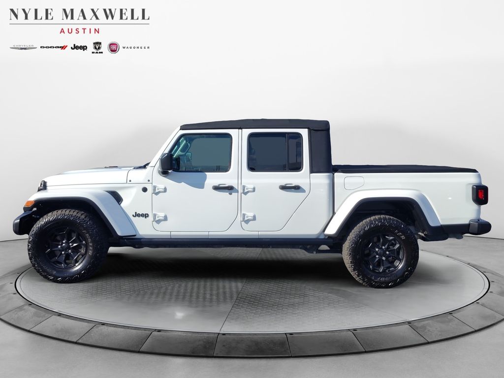Used Car 2021 Jeep Gladiator  Willys For Sale Under $35,000 In Austin, Texas