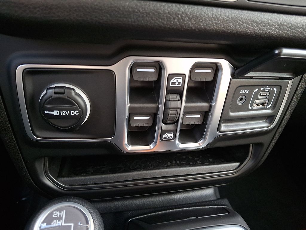 New 2026 Jeep Wrangler SUV