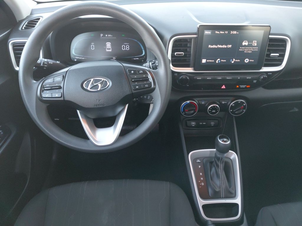 Thumbnail: 2023 Hyundai Venue - 27