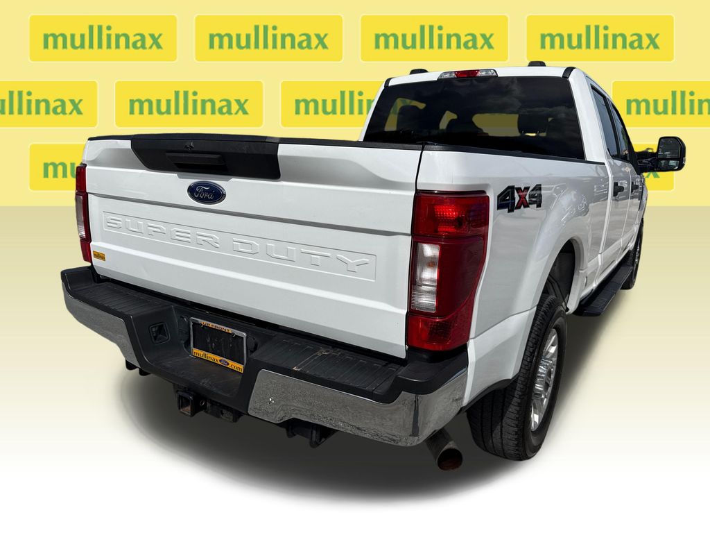 Used 2020 White Ford XLT image 4