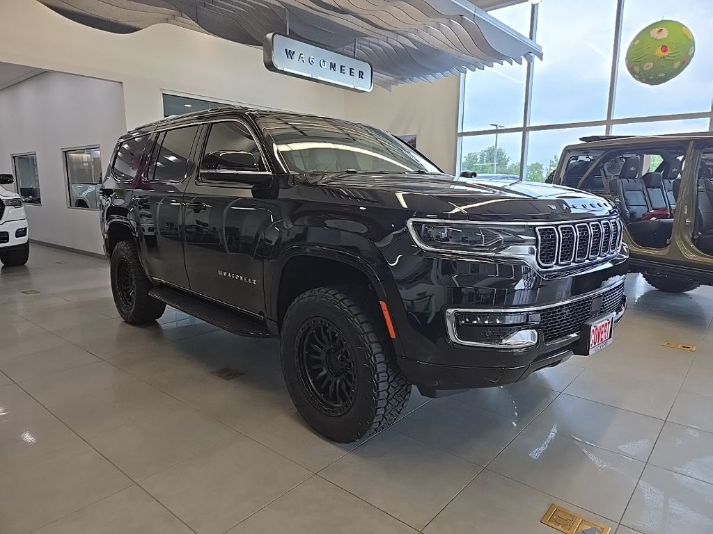 2025 Jeep Wagoneer Base