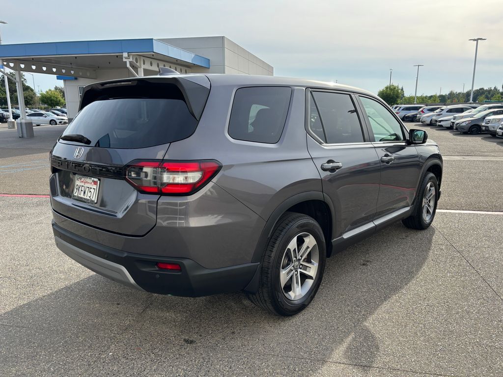 Thumbnail: 2024 Honda Pilot - 5