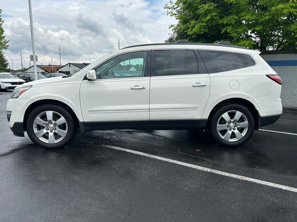 2014 Chevrolet Traverse LTZ 2