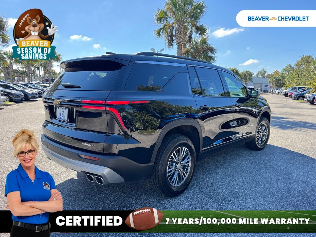 Used 2025 Chevrolet Traverse SUV