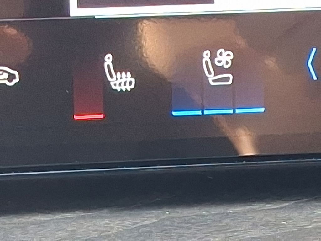 Thumbnail: 2025 Audi Q5 - 20