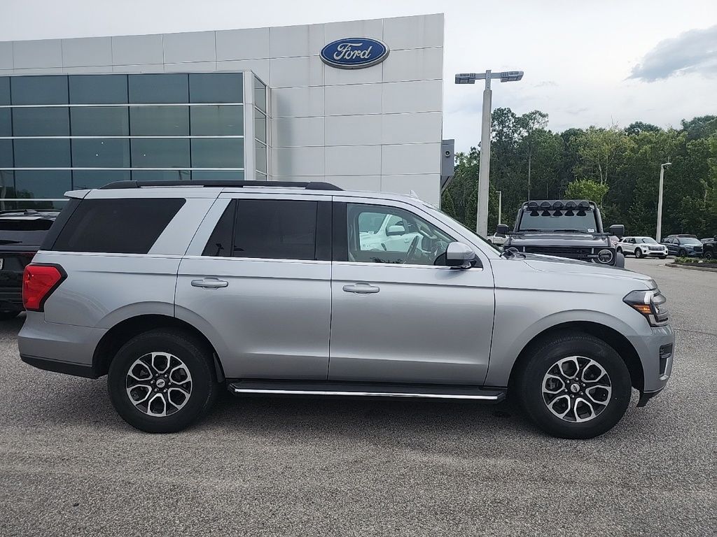 2023 Ford Expedition XLT