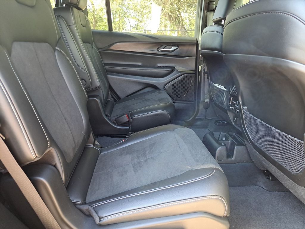 New Car 2025 Jeep Grand Cherokee L  Altitude X For Sale Under $35,000 In Austin, Texas