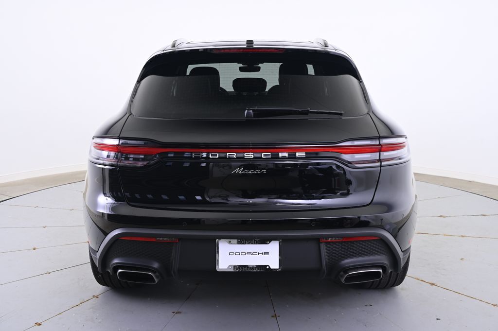 Thumbnail: 2025 Porsche Macan - 6