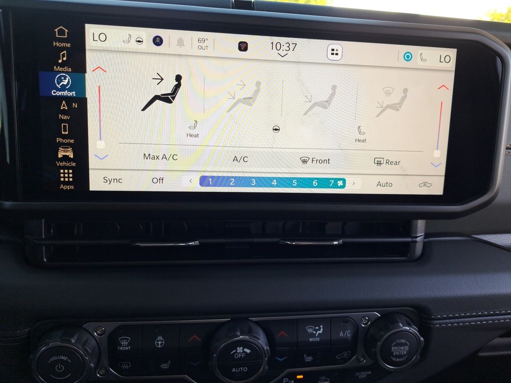 New Car 2025 Jeep Gladiator  Mojave For Sale Under $60,000 In Austin, Texas