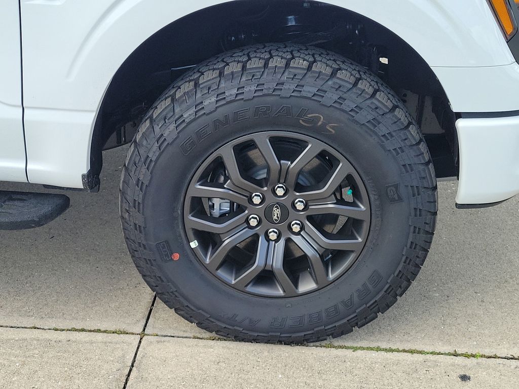 View vehicle photo 6