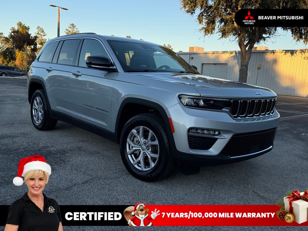 2022 Jeep Grand Cherokee Limited's photo