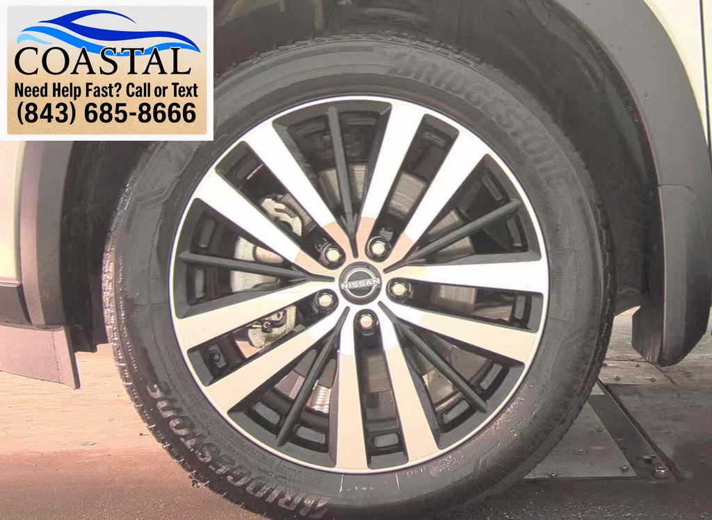 2025 Nissan Pathfinder Platinum Silver at Lugoff Nissan