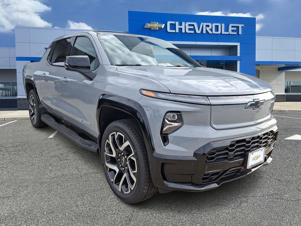 2025 Chevrolet Silverado EV  2