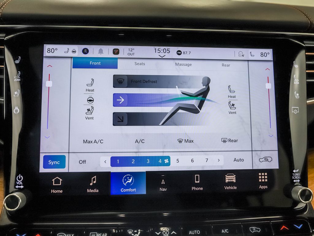 Thumbnail: 2022 Jeep Grand Wagoneer - 19