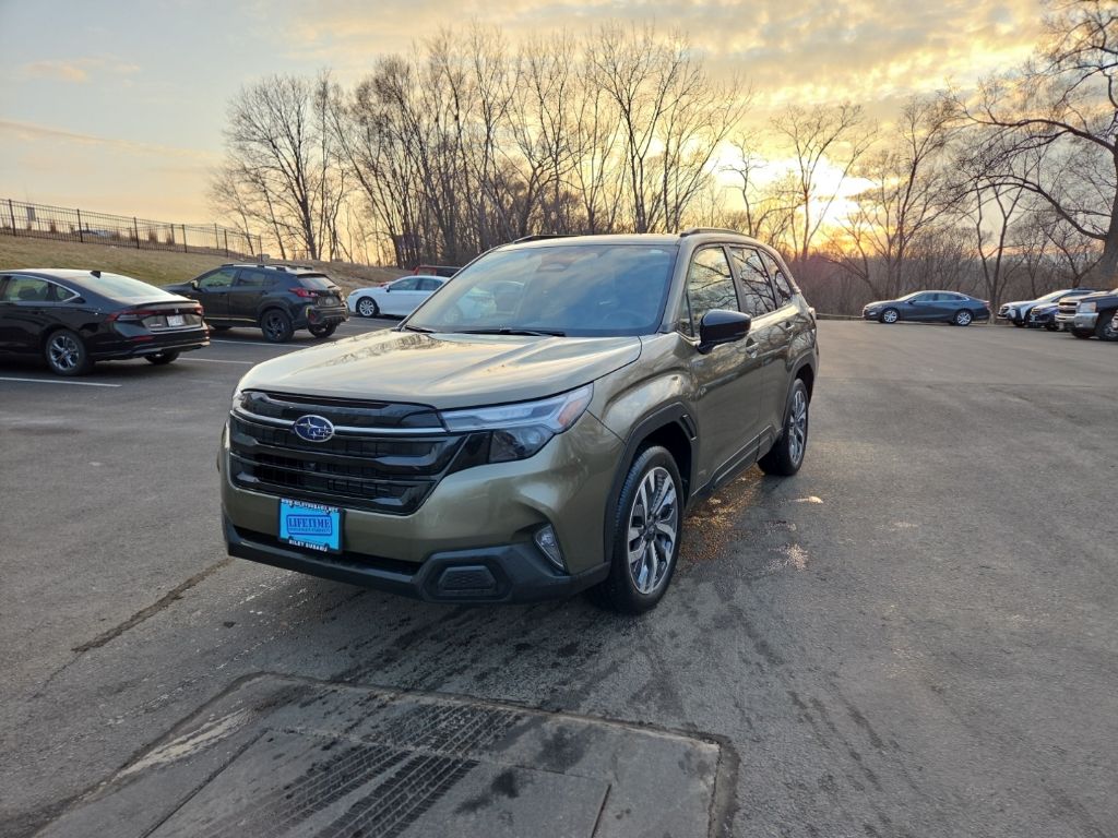 2025 Subaru Forester Hybrid Touring AWD