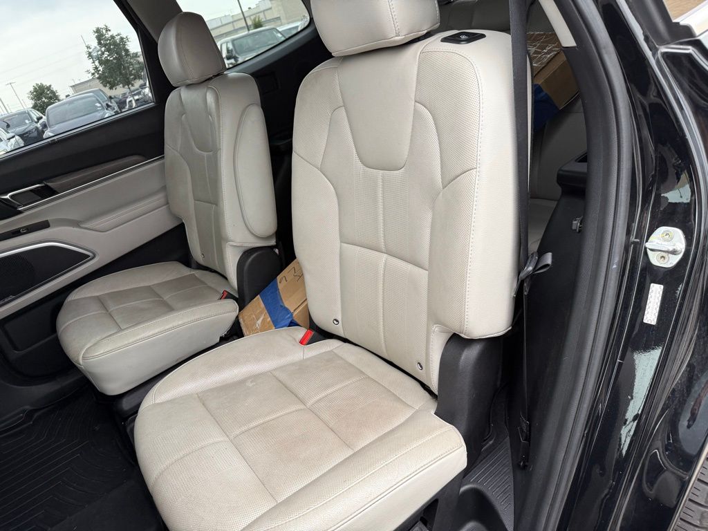 Thumbnail: 2020 Kia Telluride - 10