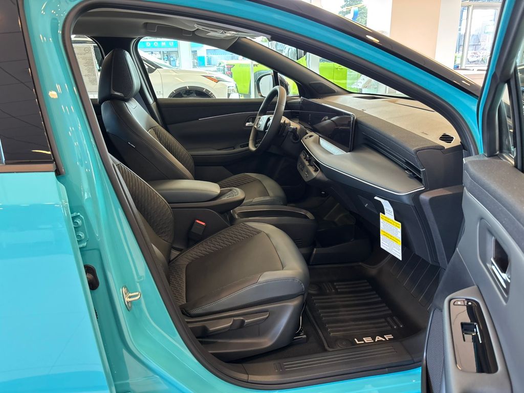 2026 Nissan Leaf PLATINUM+