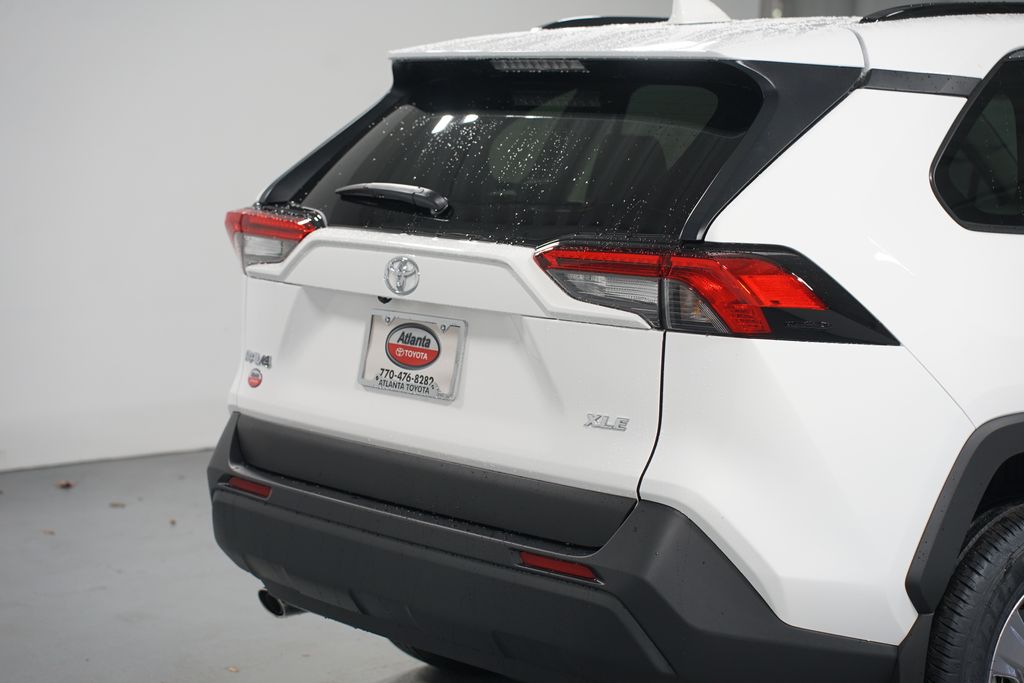 Thumbnail: 2025 Toyota RAV4 - 9