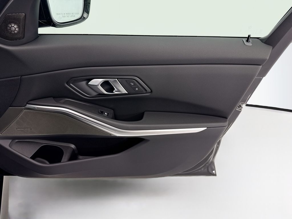 Thumbnail: 2026 BMW 3 Series - 24
