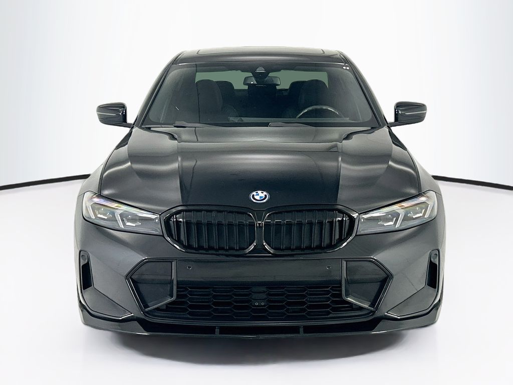 Thumbnail: 2023 BMW 3 Series - 2