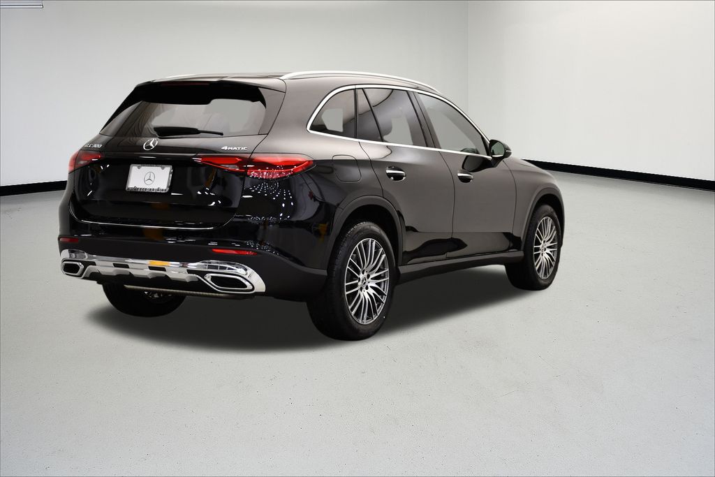 Thumbnail: 2025 Mercedes-Benz GLC - 5