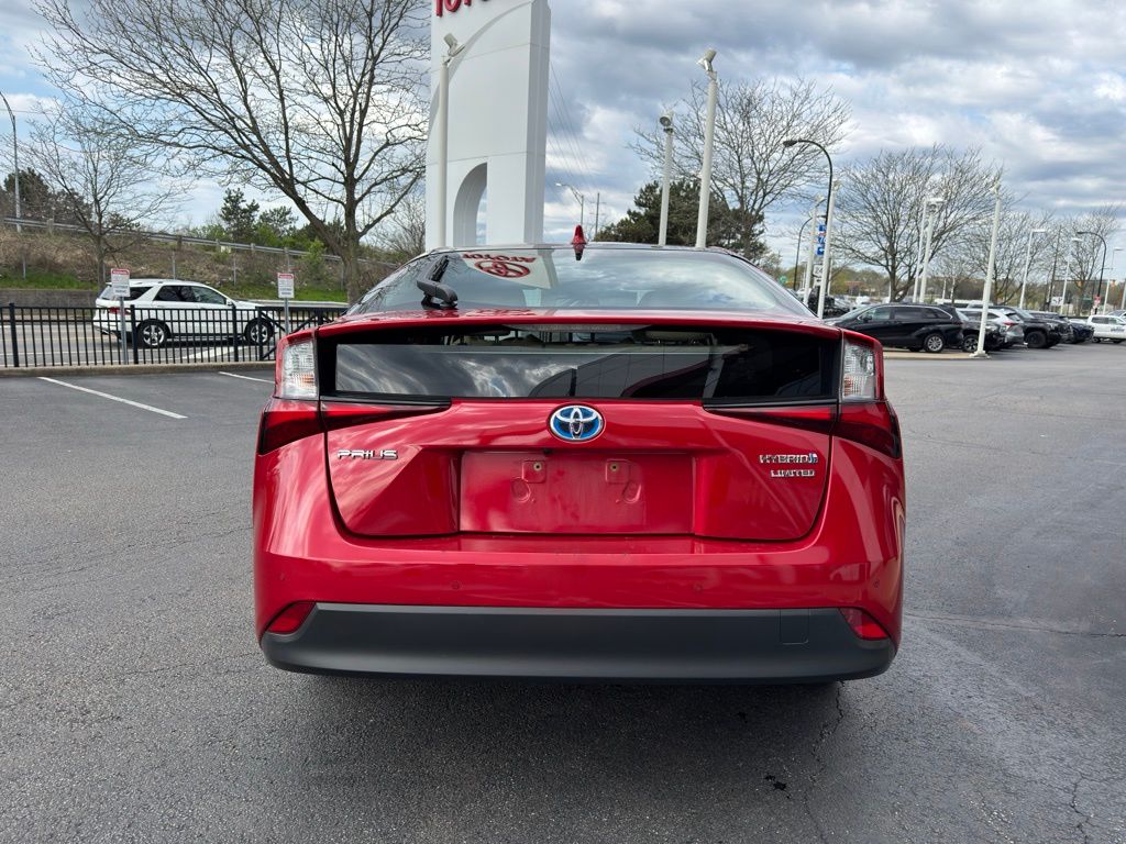 2021 Toyota Prius Limited photo