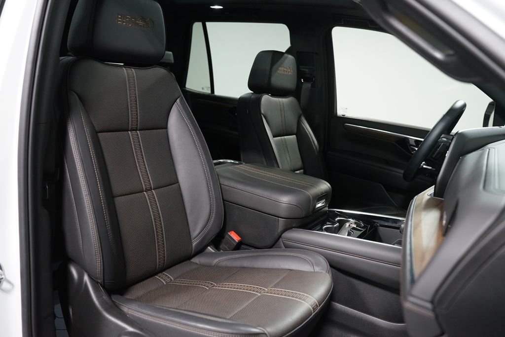 Thumbnail: 2025 Chevrolet Tahoe - 31