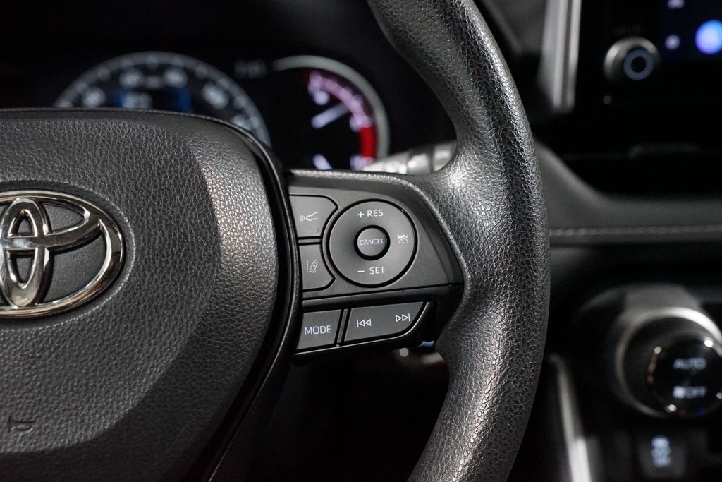 Thumbnail: 2023 Toyota RAV4 - 13