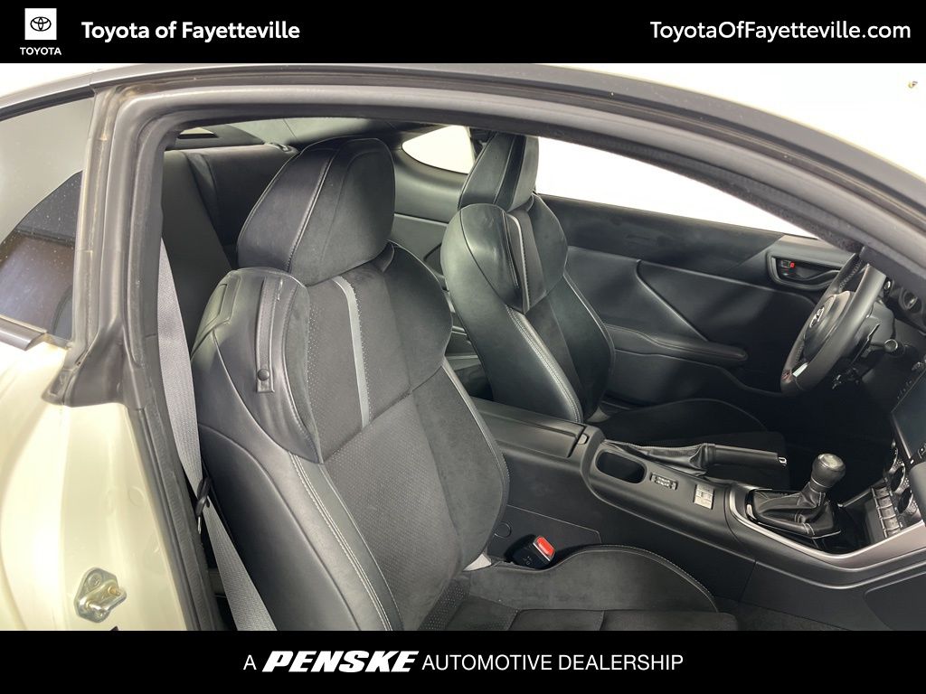 Thumbnail: 2022 Toyota GR86 - 7