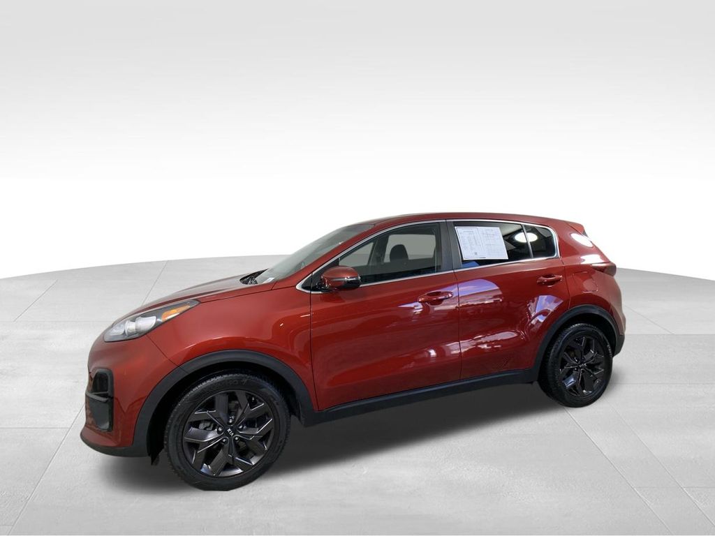 2022 Kia Sportage LX 8