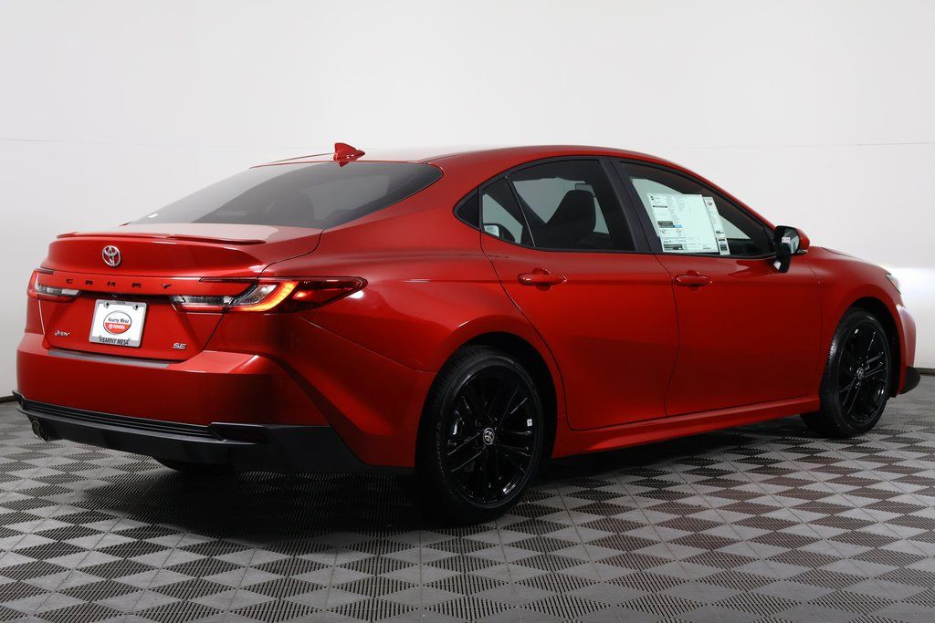 2025 Toyota Camry SE 2