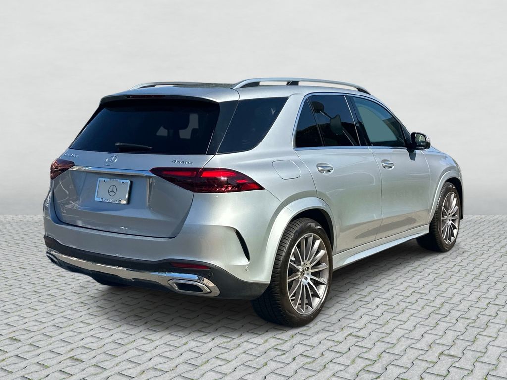 Thumbnail: 2026 Mercedes-Benz GLE - 5