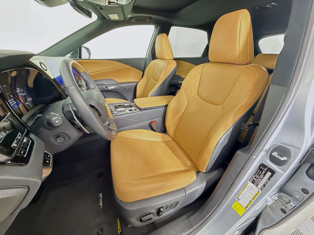 Thumbnail: 2025 Lexus RX - 22