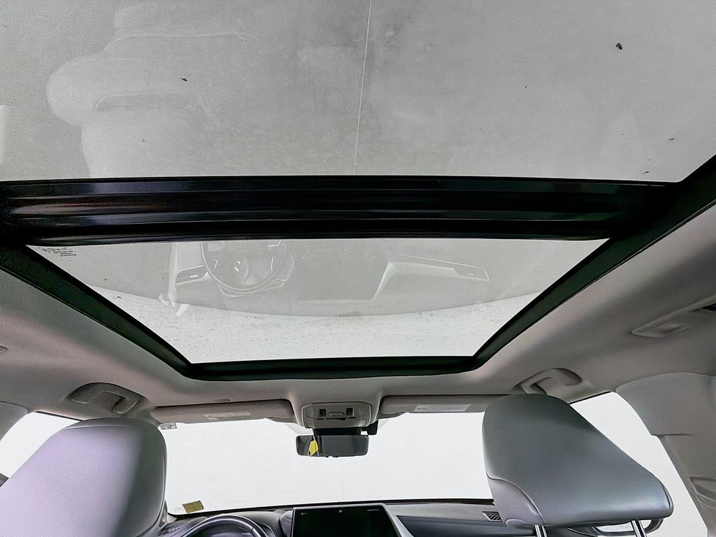 Used 2022 Toyota Highlander Hybrid SUV