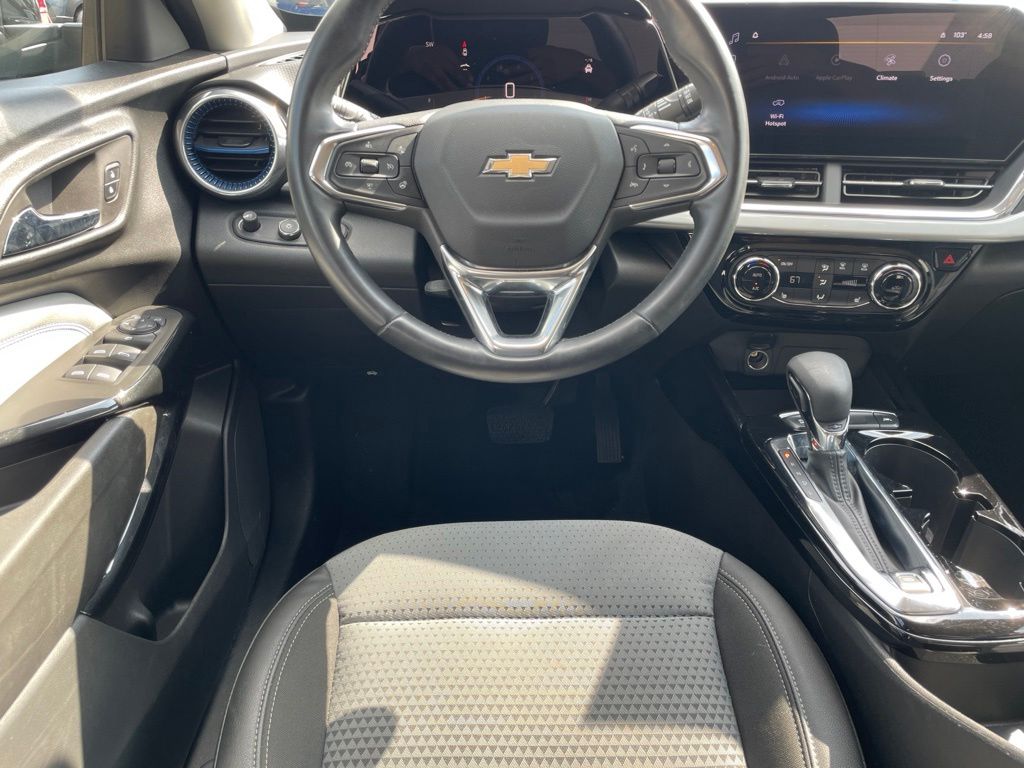 Used Car 2024 Chevrolet Trax  Lt For Sale Under $25,000 In Georgetown, Texas