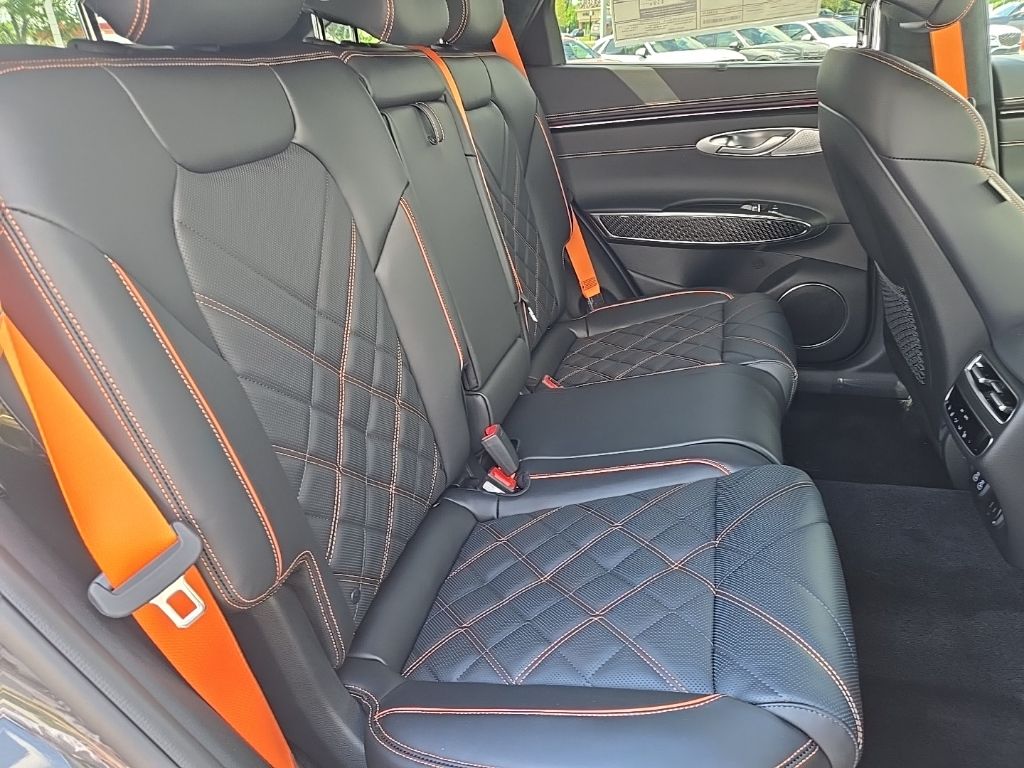 Thumbnail: 2026 Genesis GV70 - 22