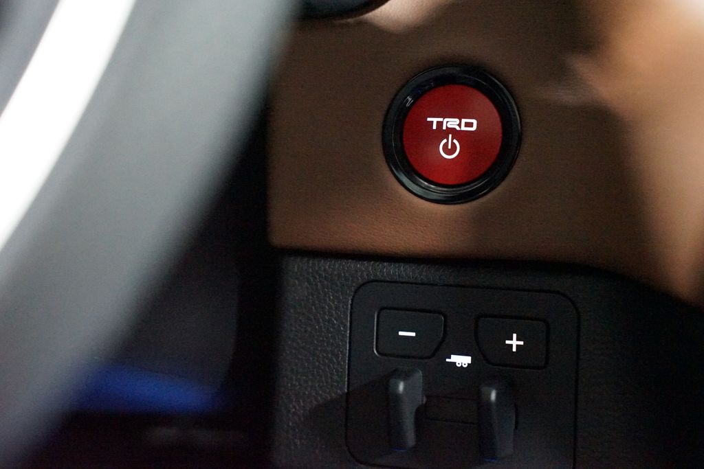 Thumbnail: 2025 Toyota Tundra - 26