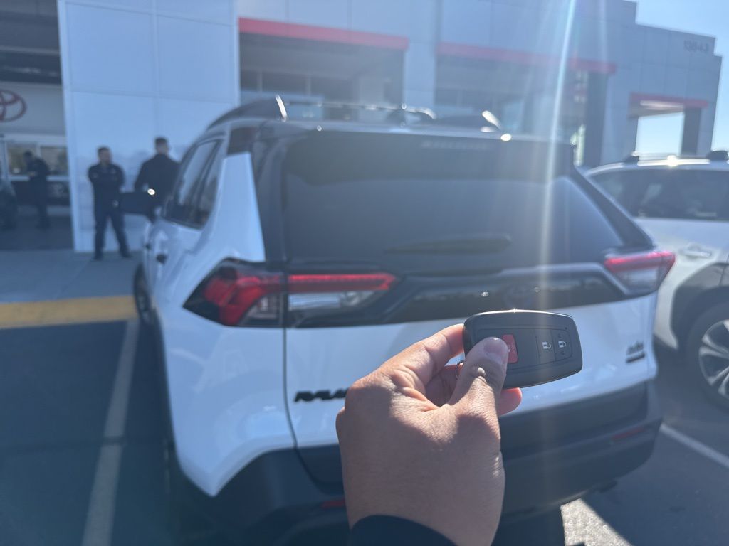 Thumbnail: 2024 Toyota RAV4 - 5