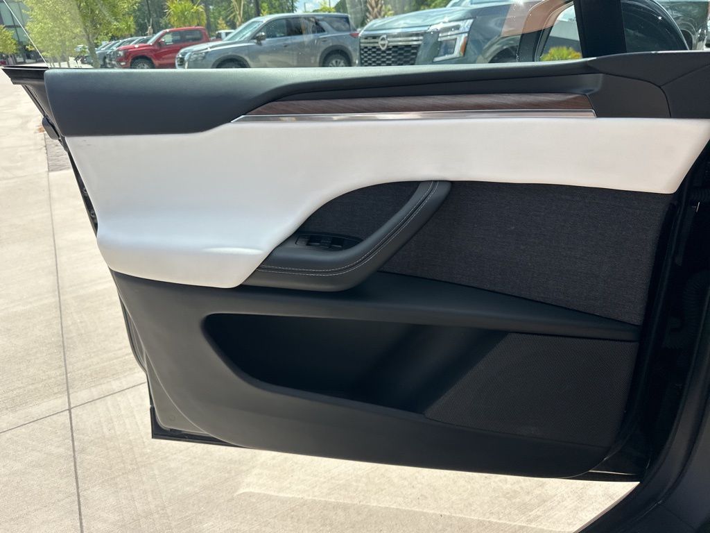 2022 Solid Black Tesla Model X Base AWD SUV