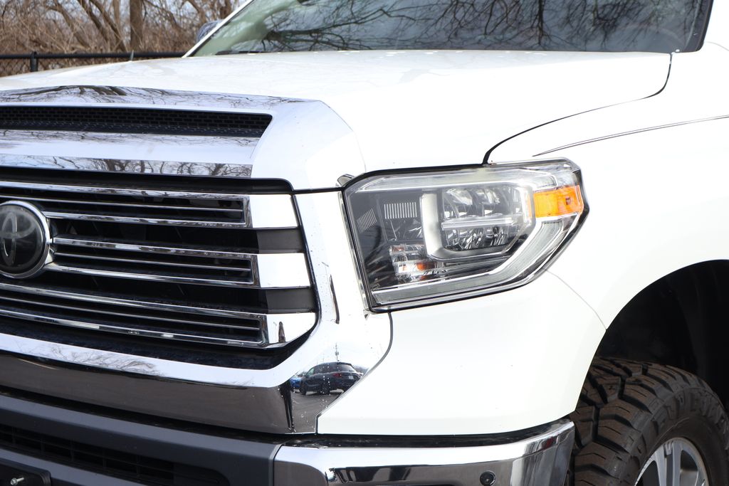 Thumbnail: 2019 Toyota Tundra - 3