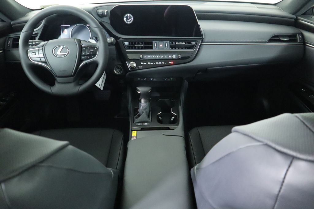 2025 Lexus ES Hybrid 300h 14