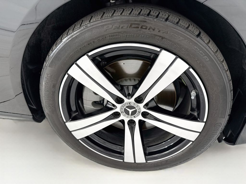 Certified Used 2025 Black Mercedes-Benz C 300 image 31