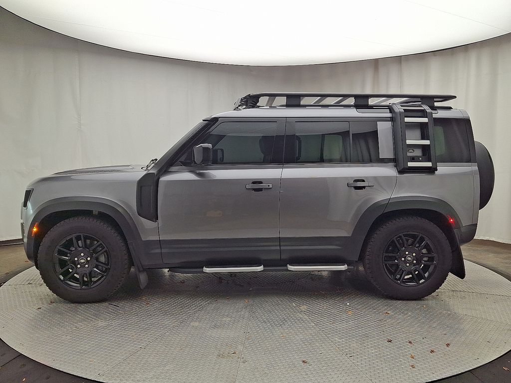 Thumbnail: 2023 Land Rover Defender - 7