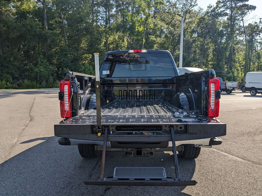 2025 Ford F-250 Super Duty Lariat