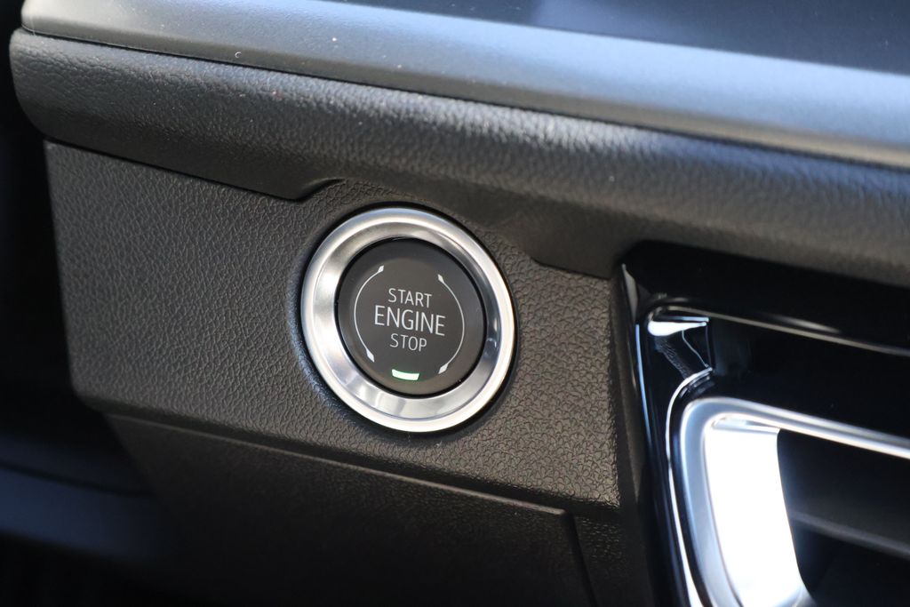 Thumbnail: 2026 Chevrolet Traverse - 32