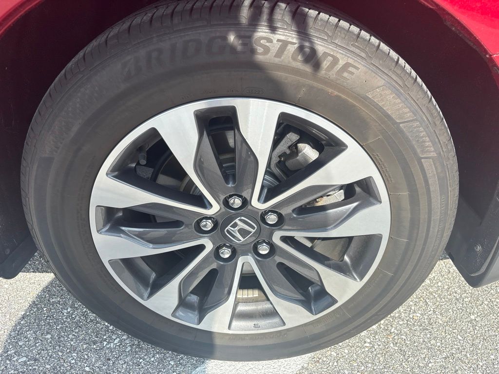 Certified Used 2023 Red Honda EX-L image 10